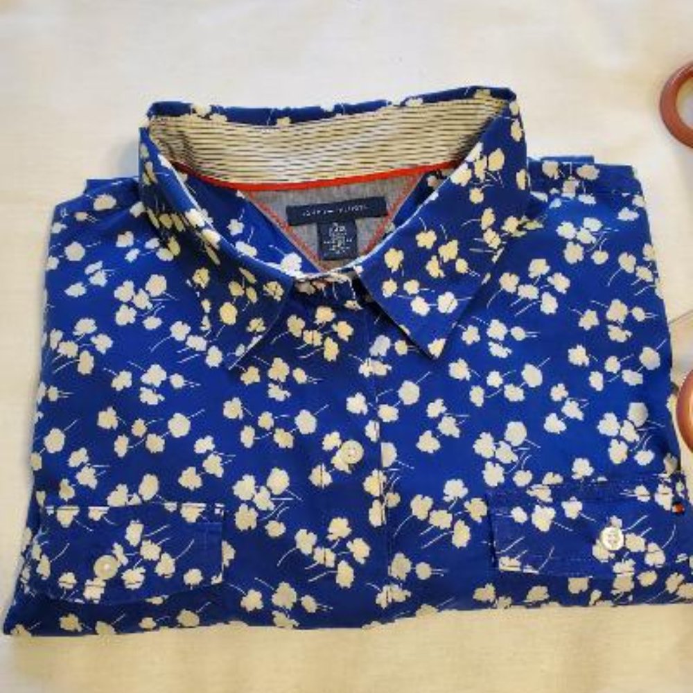 Tommy Hilfiger Button Down Long Sleeve Top, Color: Blue/White, Size: XL